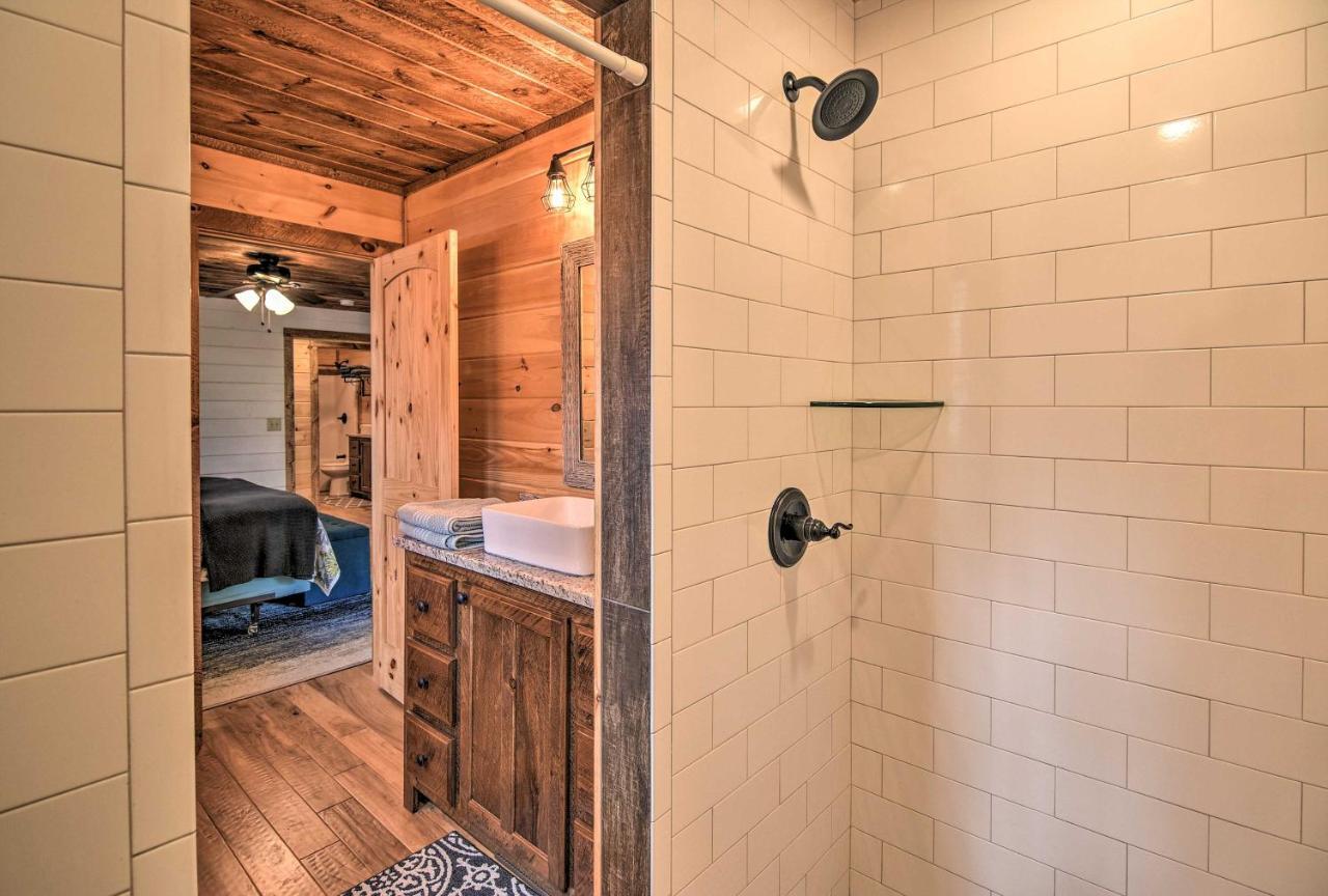 Modern Murphy Cabin With Nottely River Views! Ngoại thất bức ảnh