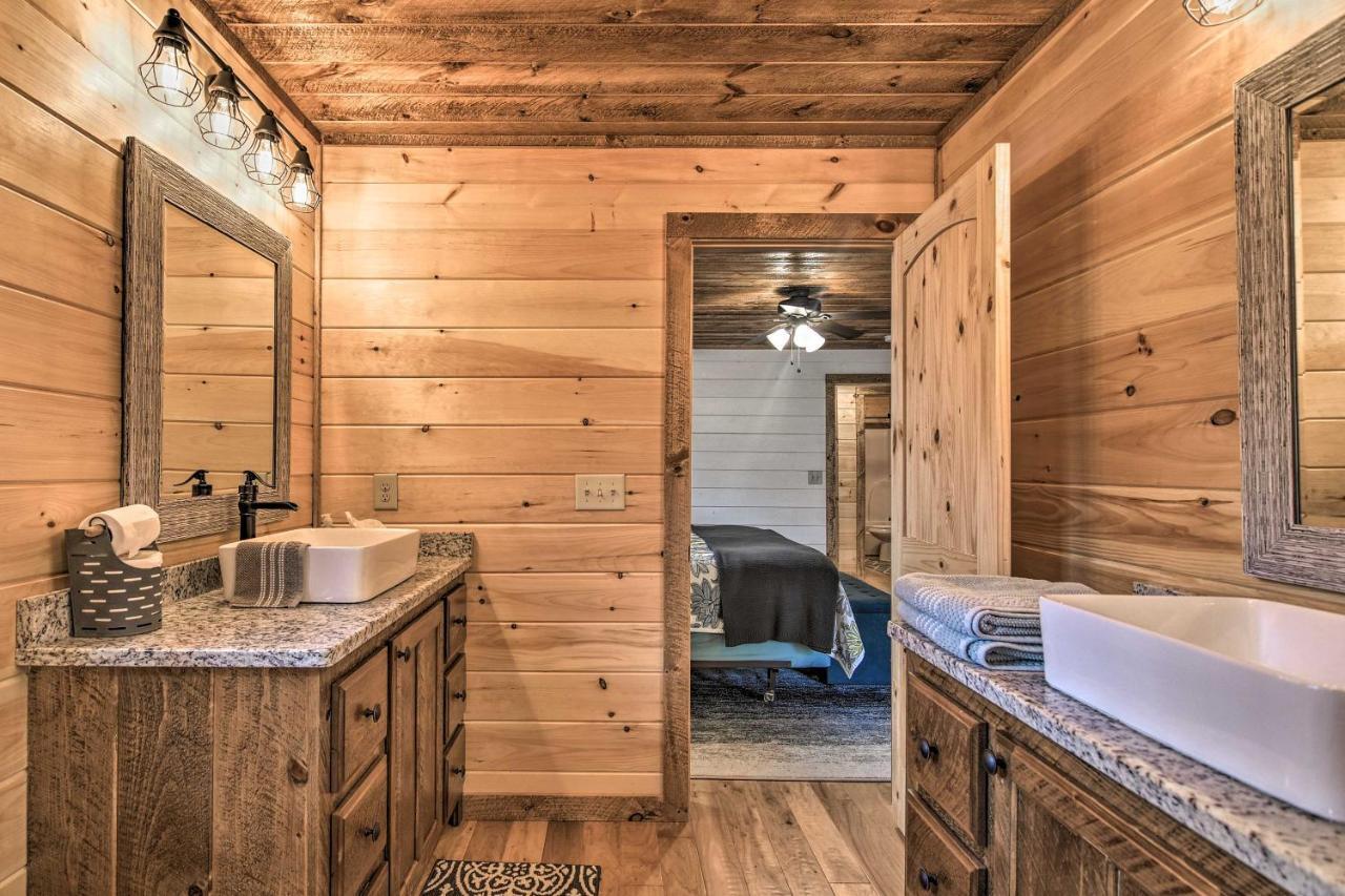 Modern Murphy Cabin With Nottely River Views! Ngoại thất bức ảnh